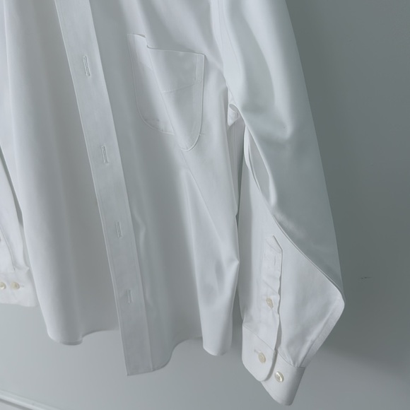 Brooks Brothers white button down dress shirt size 8. - Picture 5 of 11
